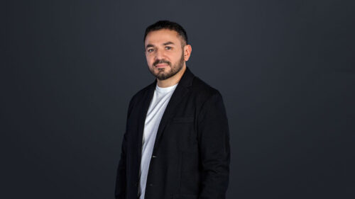 Apricot Capital-ի հիմնադիր Վարդան Ամարյանը Banks.am-ի հետ զրուցել է ընկերության ստեղծման պատմության, Հայաստանում ներդրումային մշակույթի, ինչպես նաև թվային տրանսֆորմացիաների դարաշրջանում բիզնեսի զարգացման հեռանկարների մասին։